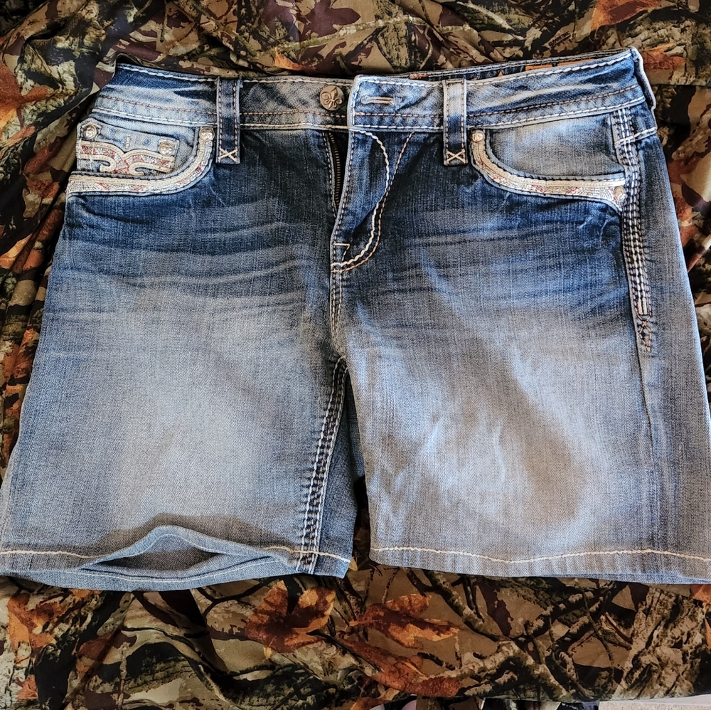 Rock Revival shorts